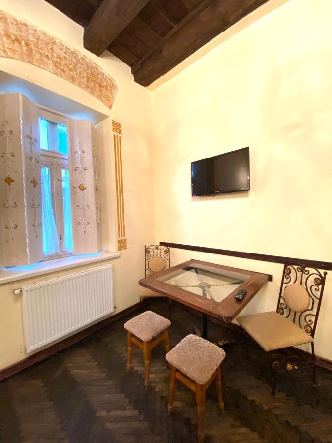 Квартира Подобово На Вулиці Валова 21А Lviv Kültér fotó