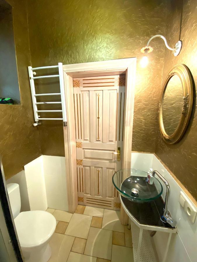 Квартира Подобово На Вулиці Валова 21А Lviv Kültér fotó